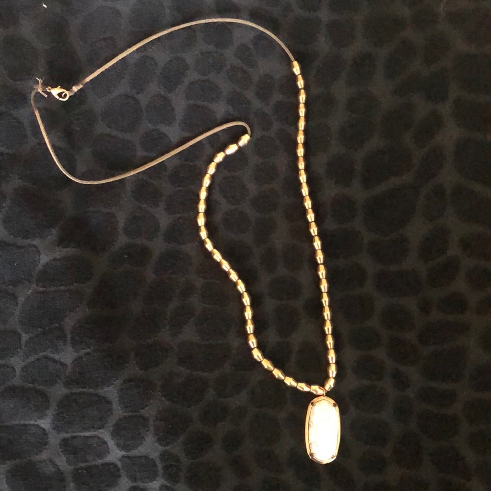 21” stone pendant necklace